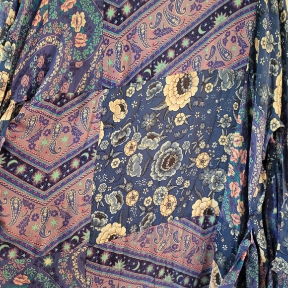 Spell RENEW ROBE SWAP OR SELL OFFRS - Picture 3 of 8